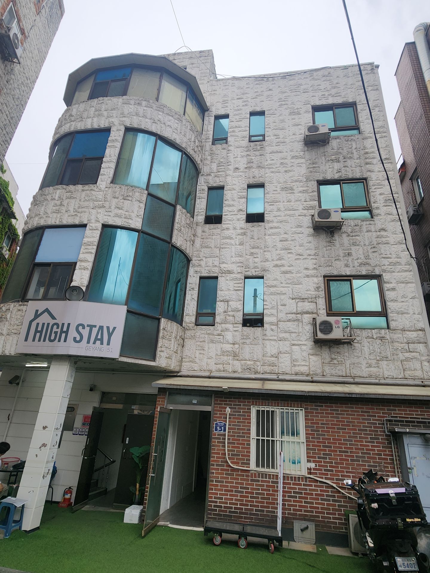 house_image_1