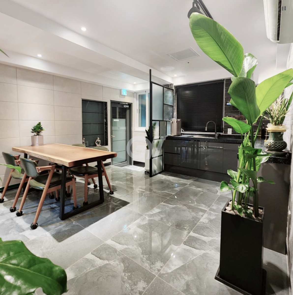 house_image_1