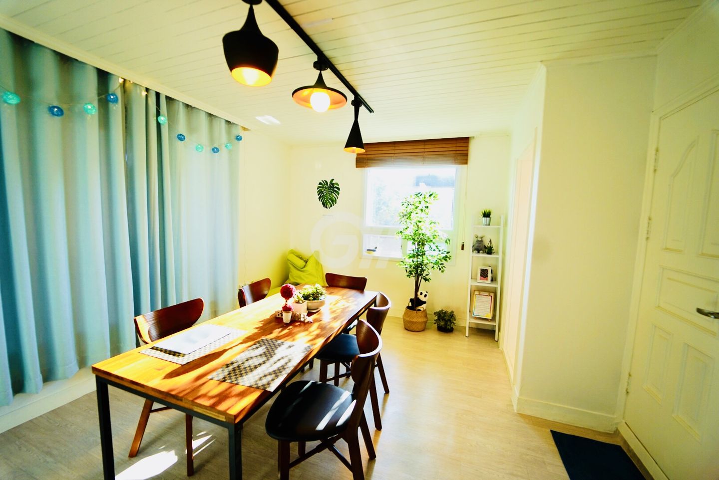 house_image_1
