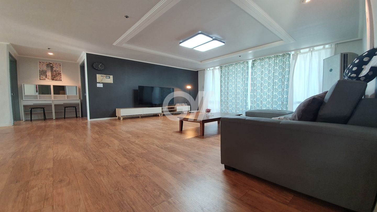 house_image_1