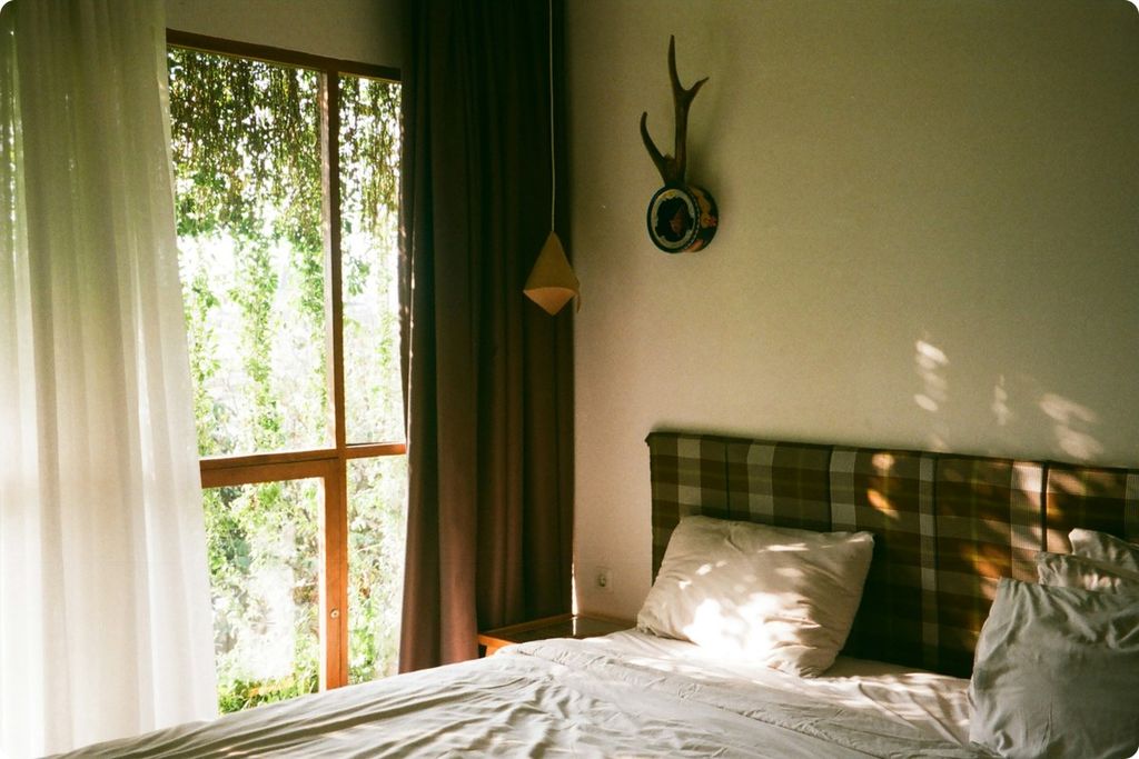 goshiwon+goshiwon Korea+goshiwon Seoul+short term housing Korea+room tour checklist+cheap room Seoul+residence card Korea+living in Korea+housing for foreigners Korea+goshiwon rules