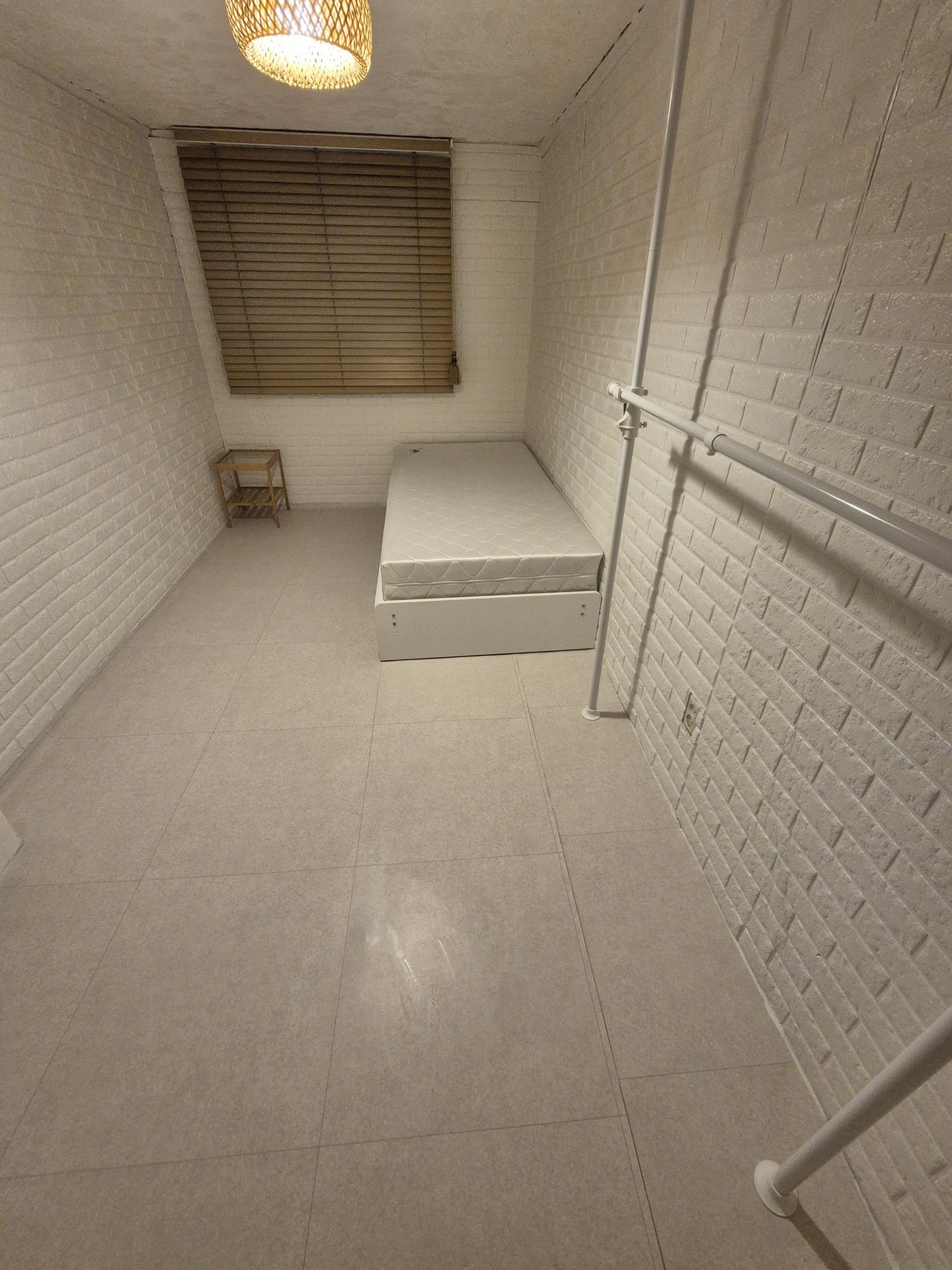 thumbnail_img
