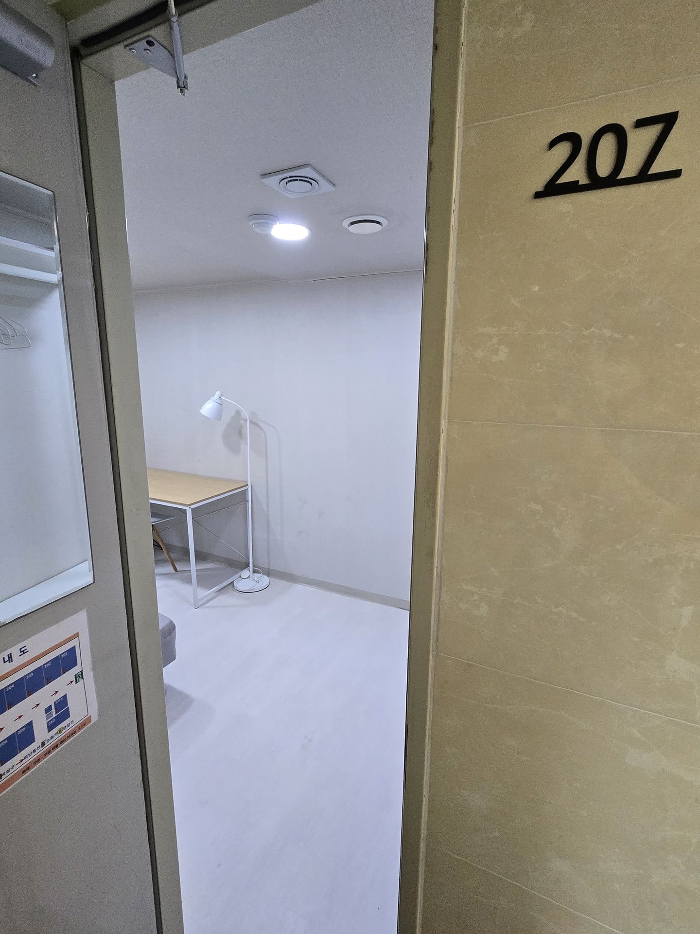 thumbnail_img