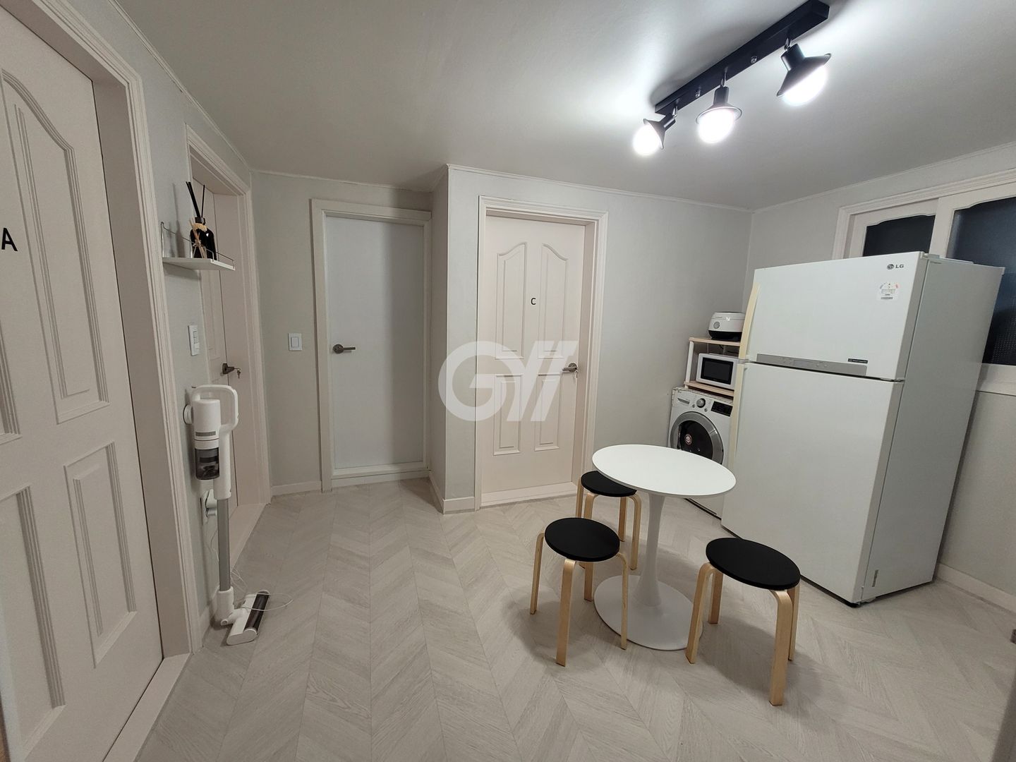house_image_1