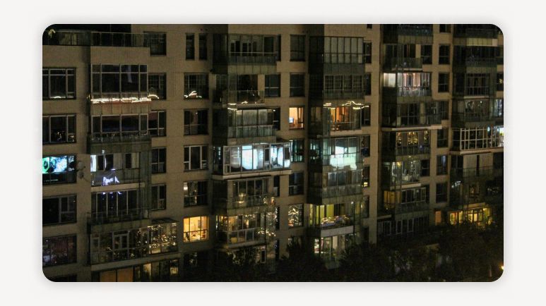 30대생애첫집+영끌매수+고금리주담대+서울아파트급매+정책대출+생애최초주택구입+신생아특례대출+특례보금자리론+가계부채관리+주택담보대출규제