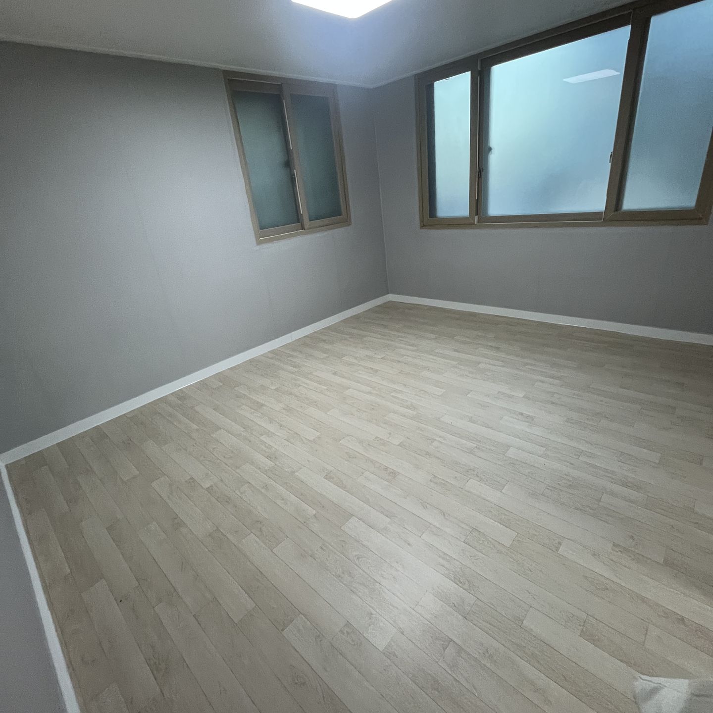 thumbnail_img
