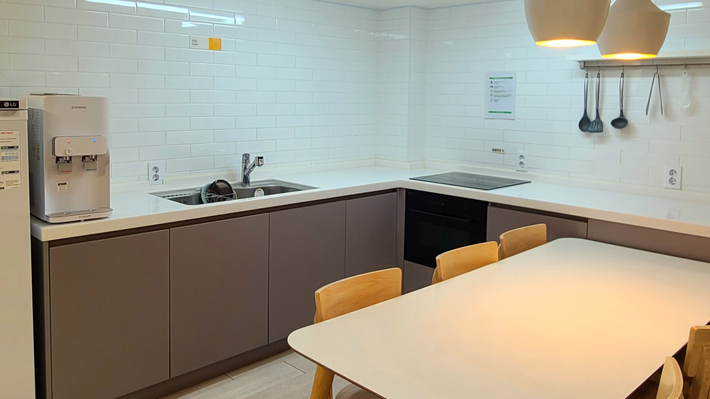 이대고시원+이대여성전용고시원+이대고시원추천+이대역고시원+신촌고시원+이대원룸텔+이대자취+이대학생고시원+이대고시원가격+이대여자고시원