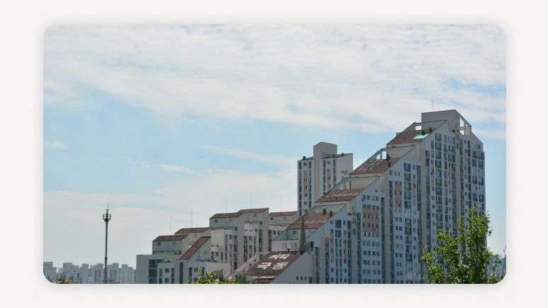 서울주택공급+학교부지주택+유휴부지활용+폐교부지개발+서울시학교부지+저출산학교통폐합+학령인구감소+서울집값+도심유휴부지+공공주택공급