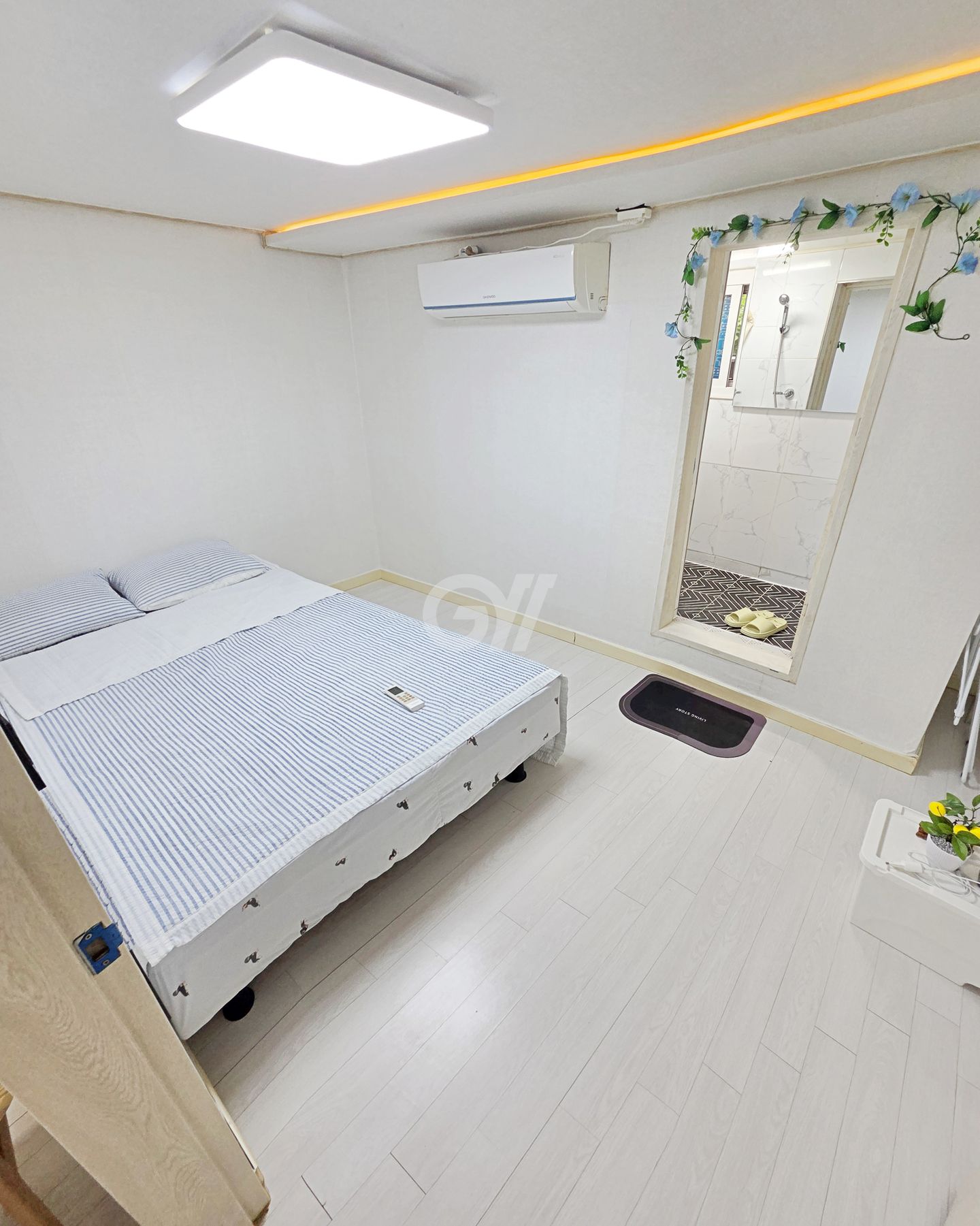 목동 1.5룸 침실 (참고 이미지)