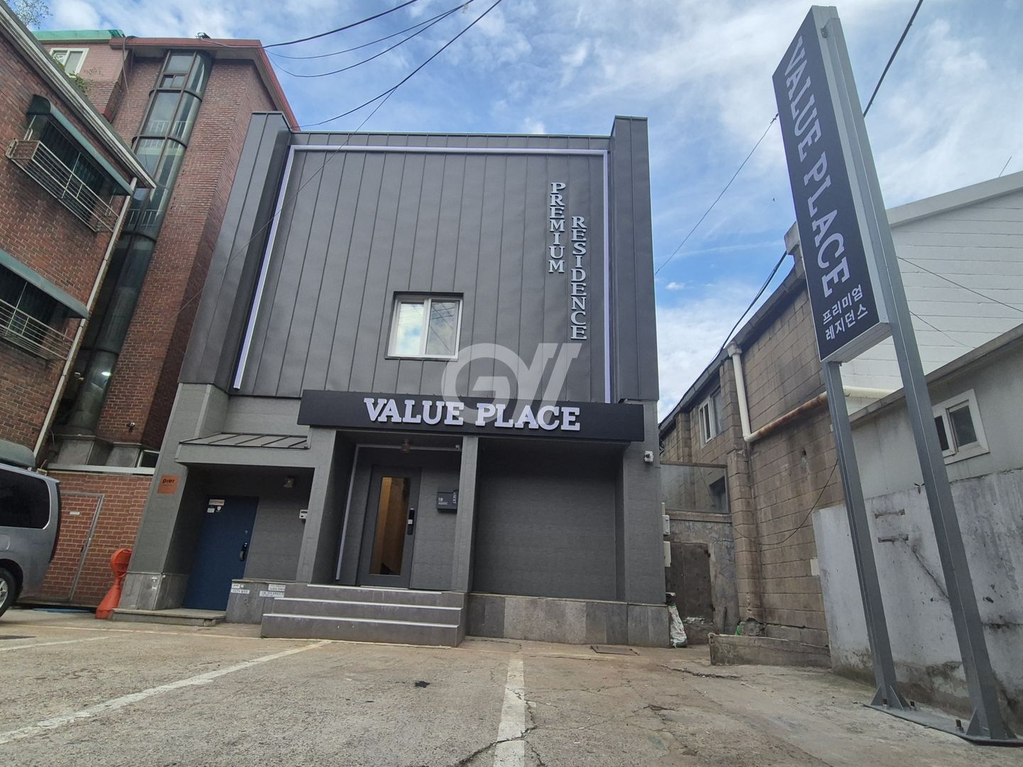 house_image_1