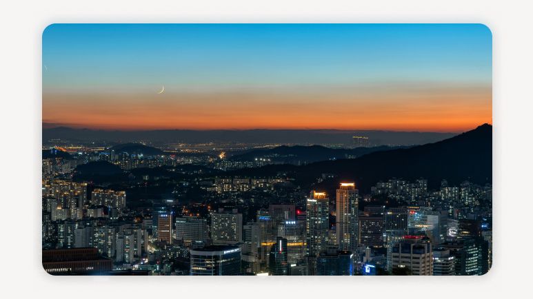 모아타운*이란 작은 필지의 노후 주택을 묶어 공동 개발하는 소규모 정비사업으로, 기반시설 개선과 용적률 완화를 통해 대단지 조성이 가능해지는 제도예요.